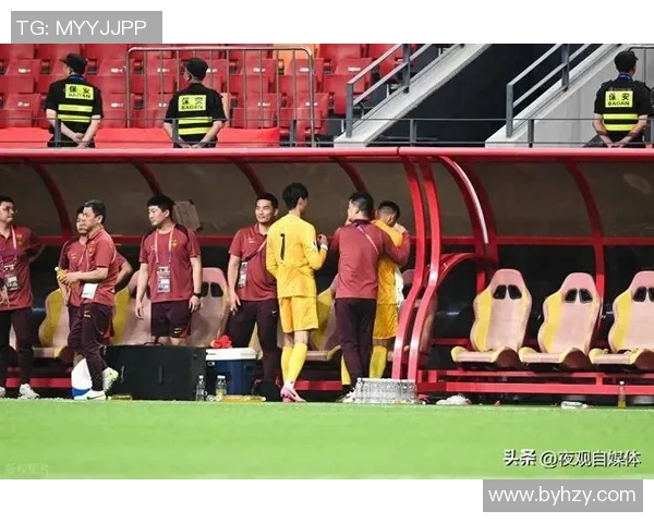 国足新帅伊万大胆启用8名新人令人期待的阵容大变革